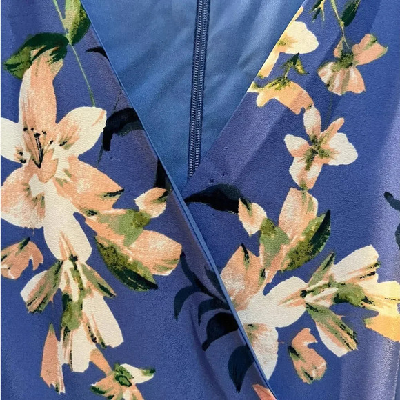 Eliza J Pleated Faux Wrap Dress In blue size 12p - Picture 9 of 9